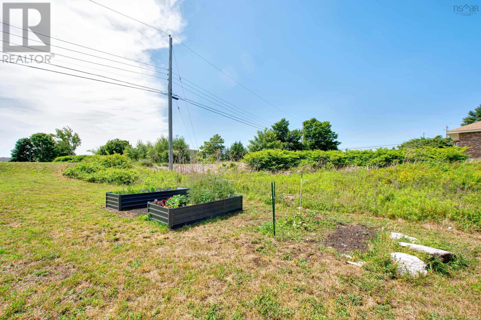 21 Sams Road Property Photo 35