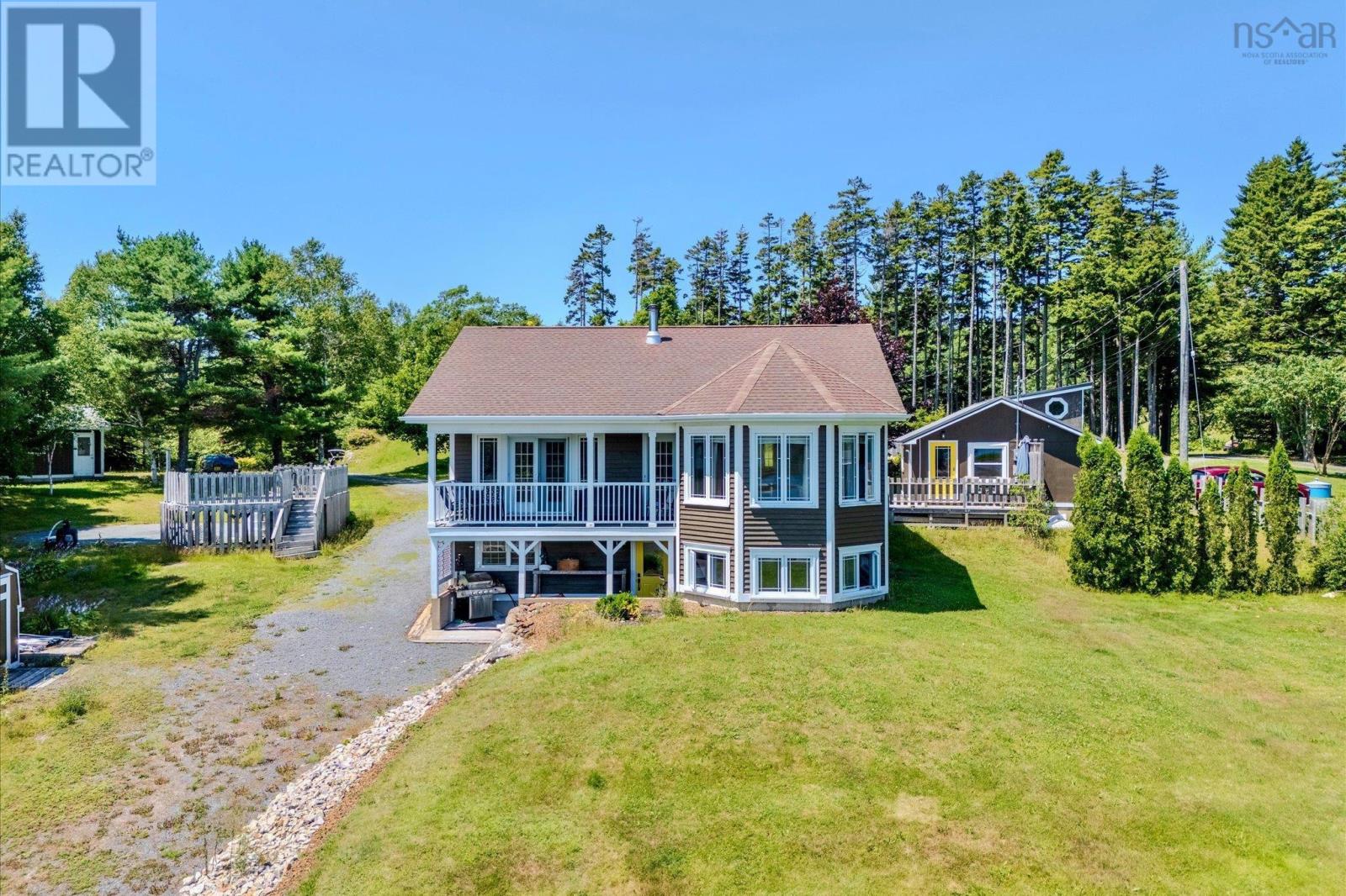 119 Indian Path Road Property Photo 2