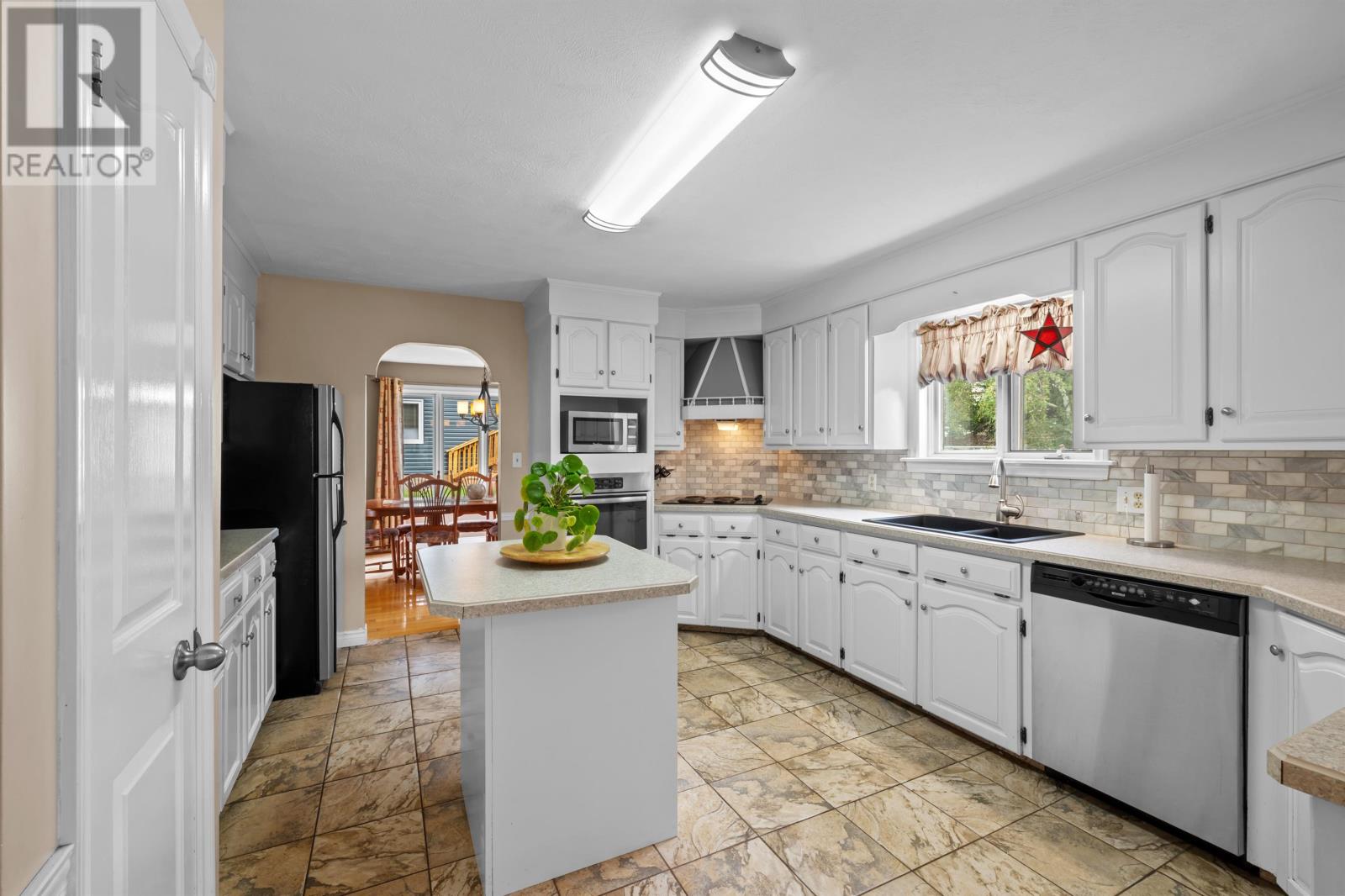 9 Ash Drive Property Photo 6