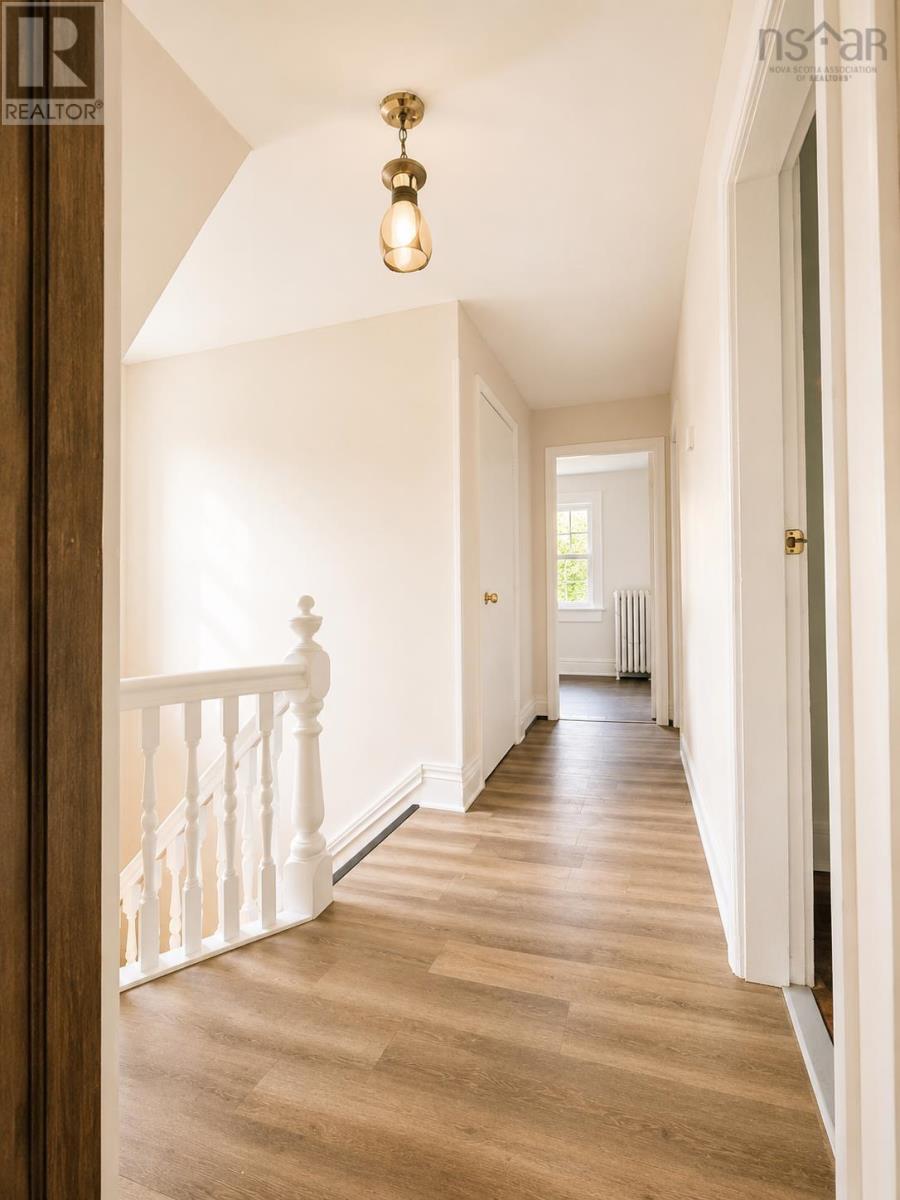 61 Leonard Street Property Photo 15