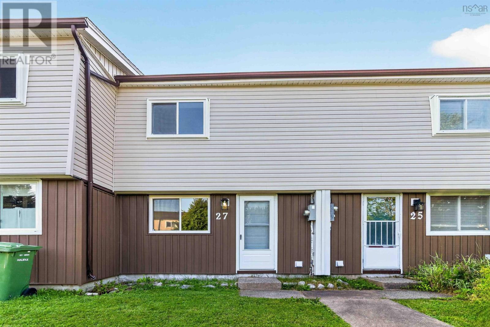 27 Drumdonald Road Property Photo 1