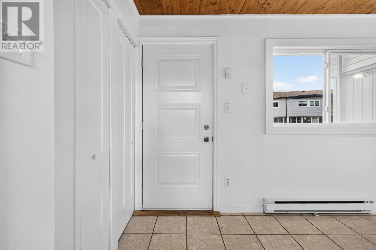 27 Drumdonald Road Property Photo 4