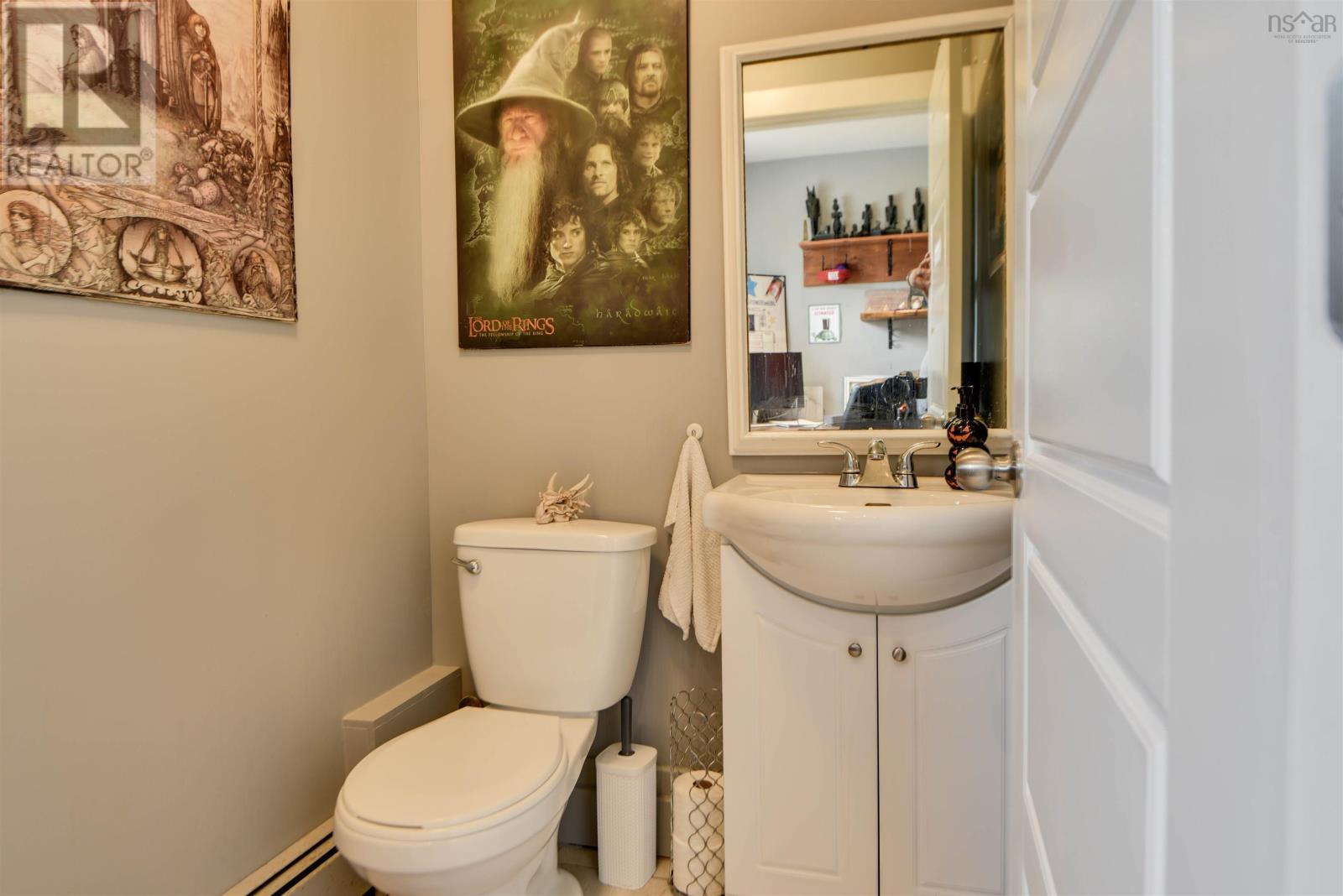 131 Maple Avenue Property Photo 25