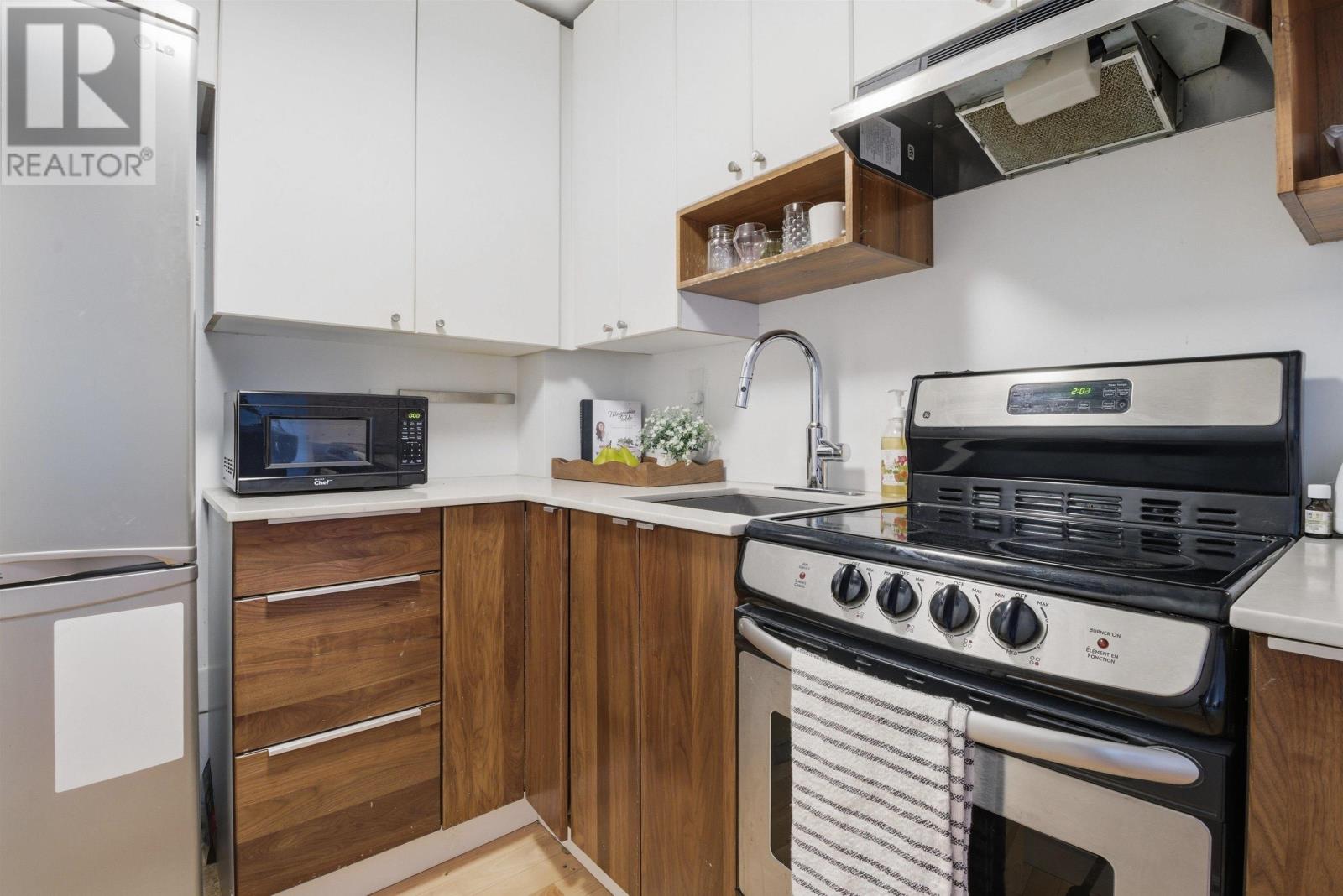 806 5959 Spring Garden Road Property Photo 8