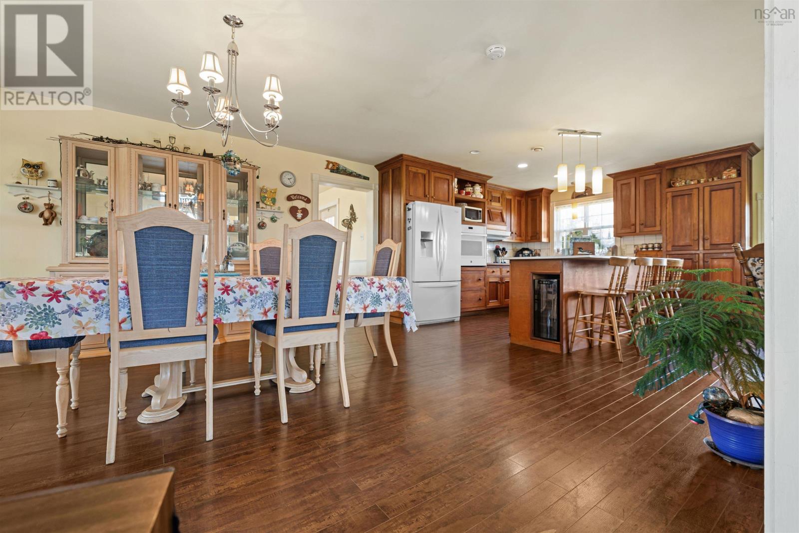 392 Birch Hill Road Property Photo 10