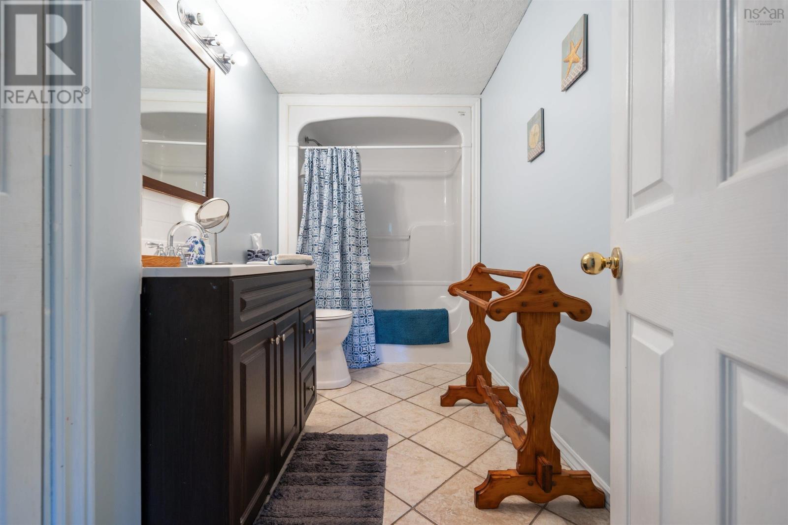 392 Birch Hill Road Property Photo 42