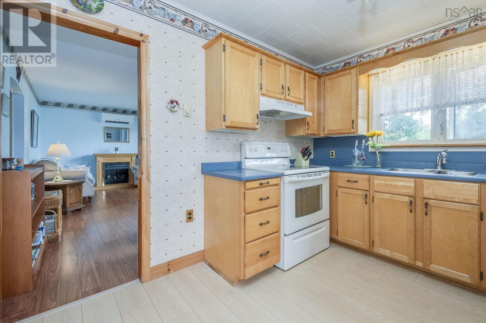 13 Campbells Lane Property Photo 16