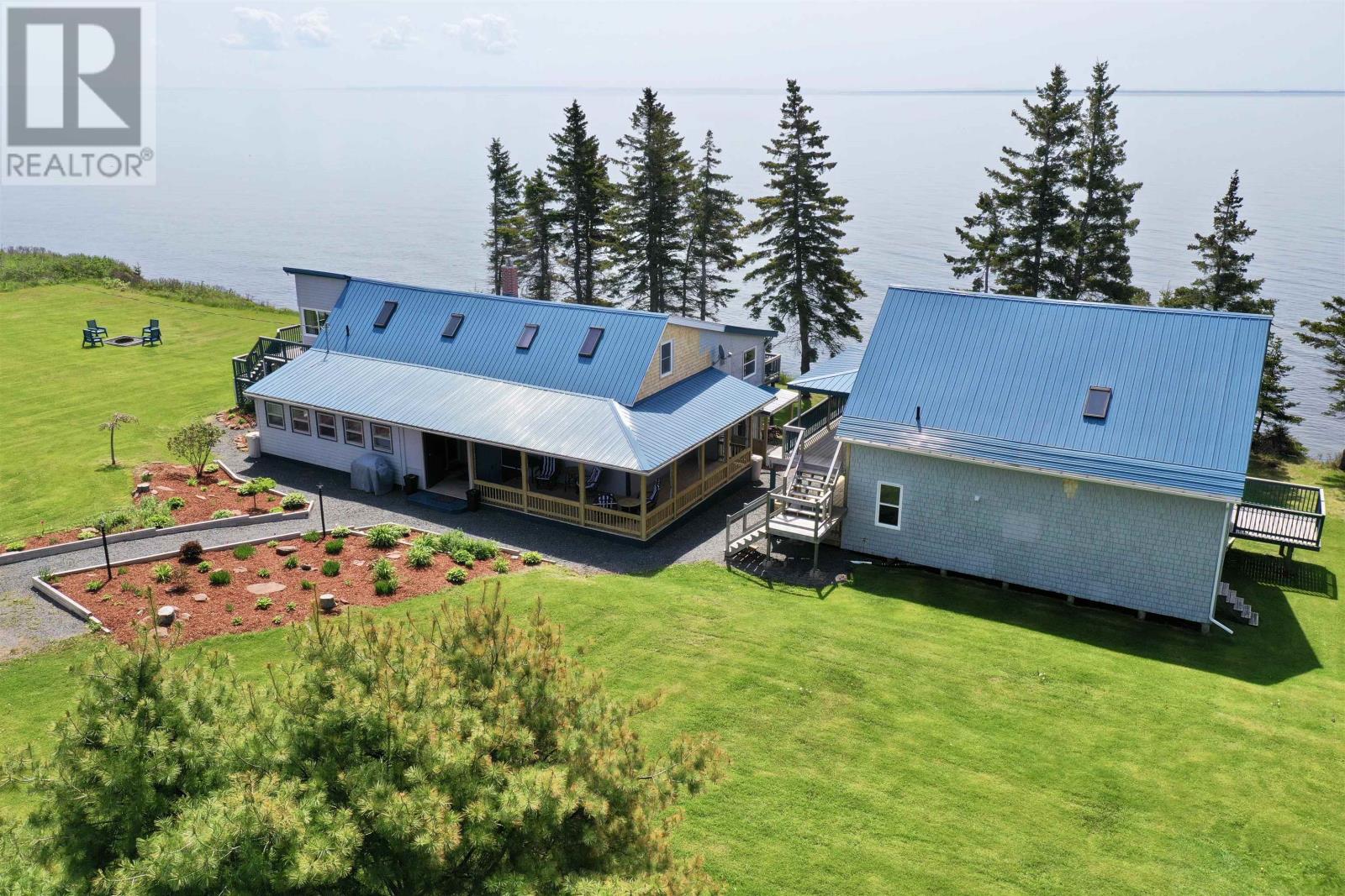 11561 Shore Road Property Photo 6