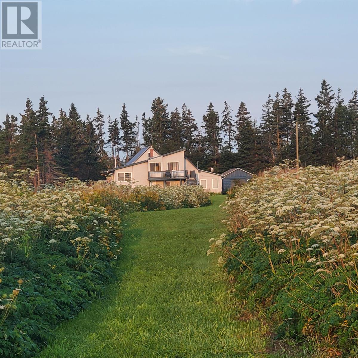 11561 Shore Road Property Photo 11