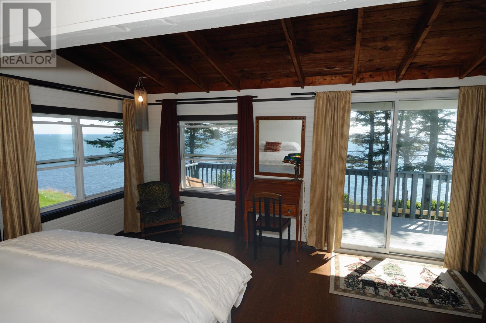 11561 Shore Road Property Photo 42