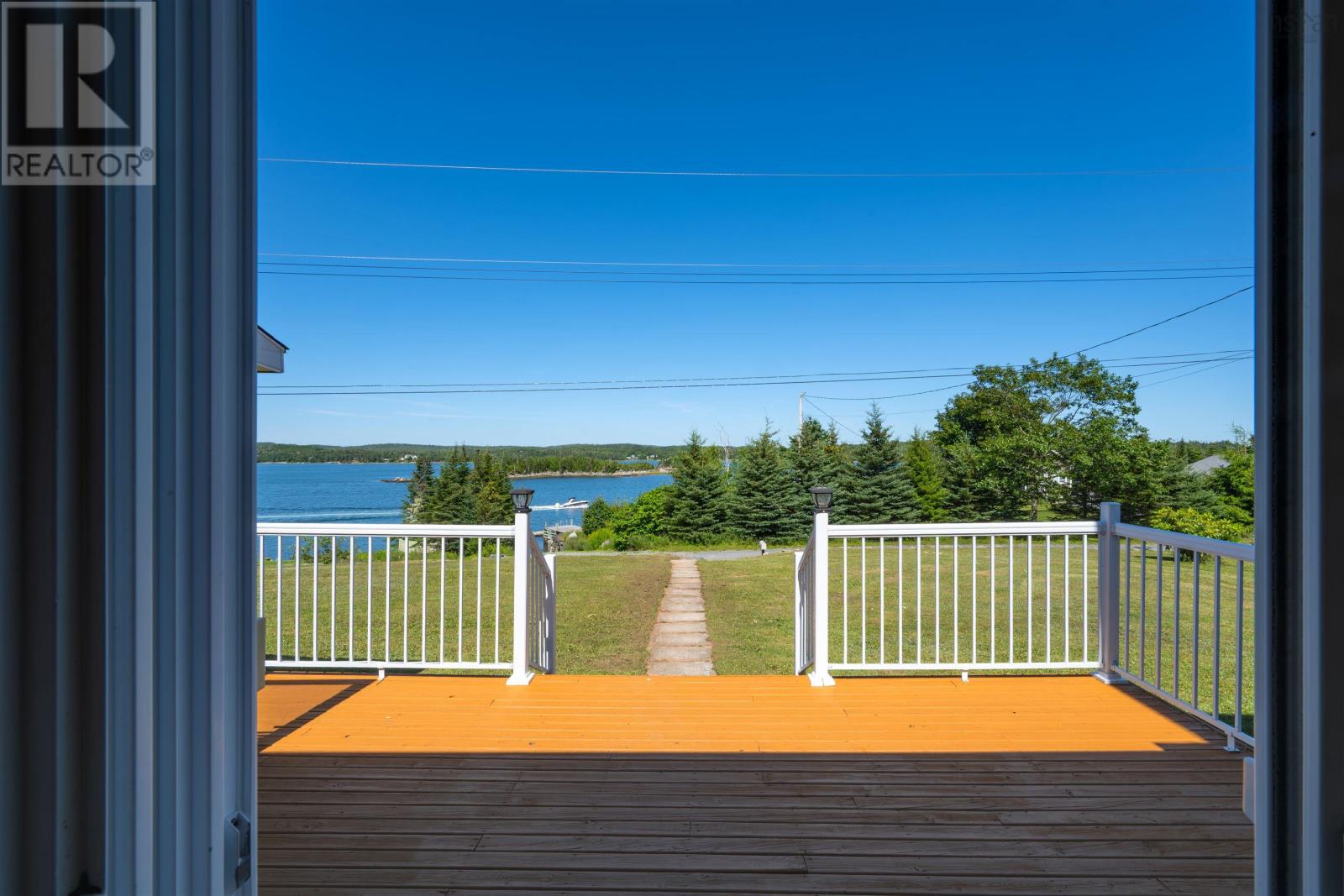 115 Harbourview Drive Property Photo 3
