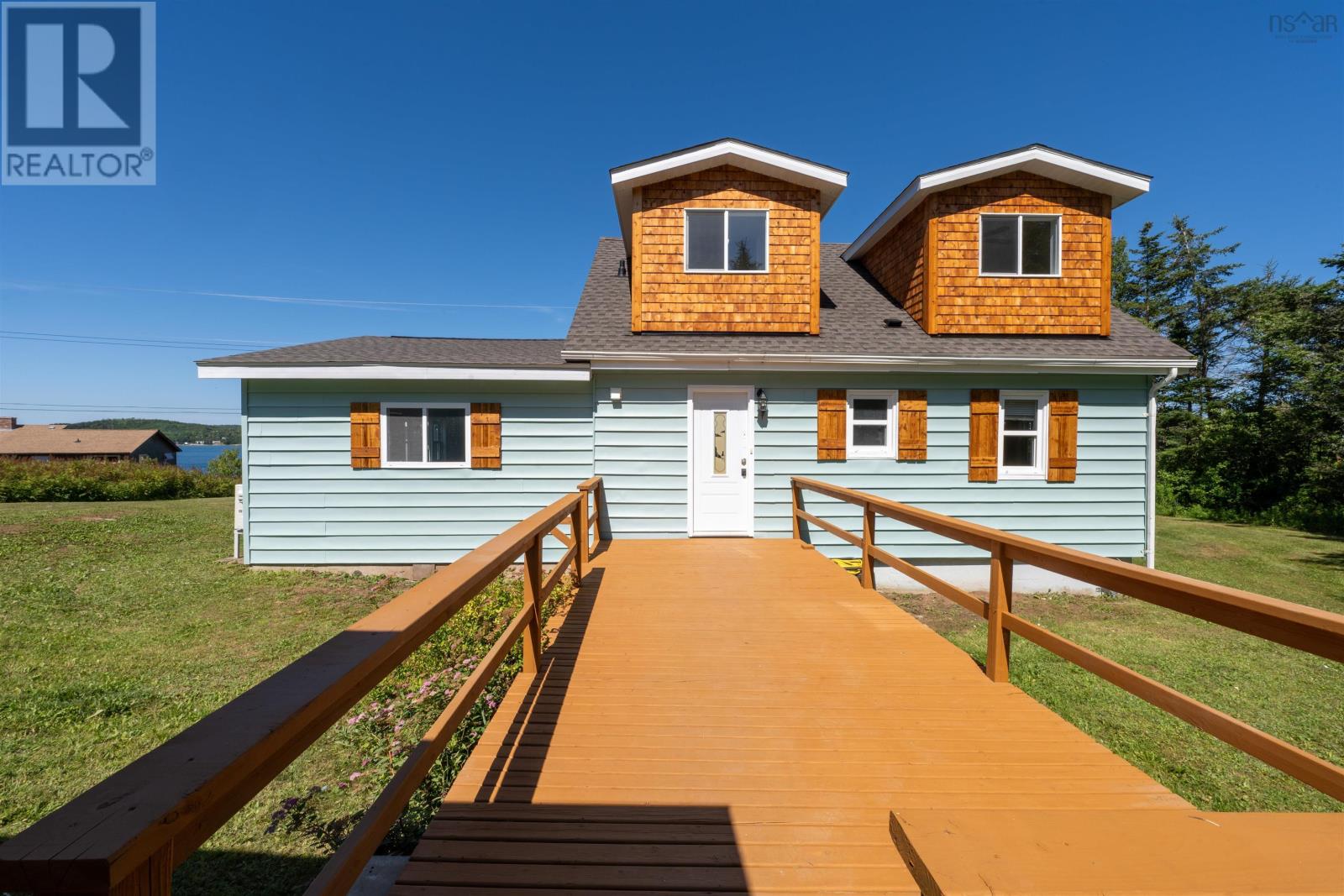115 Harbourview Drive Property Photo 6