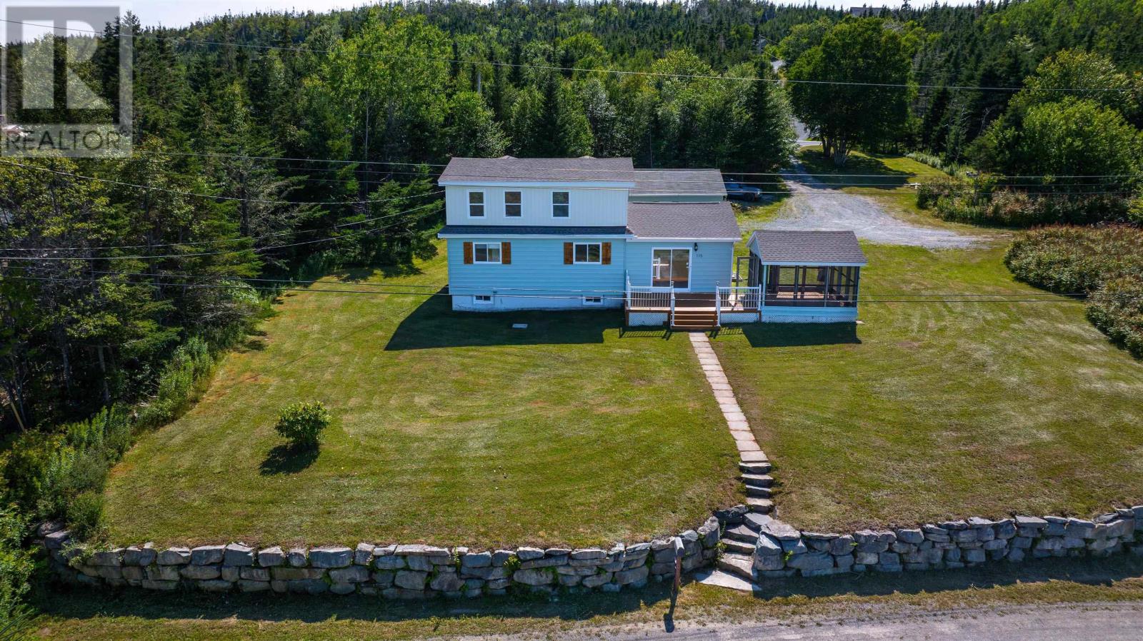 115 Harbourview Drive Property Photo 10