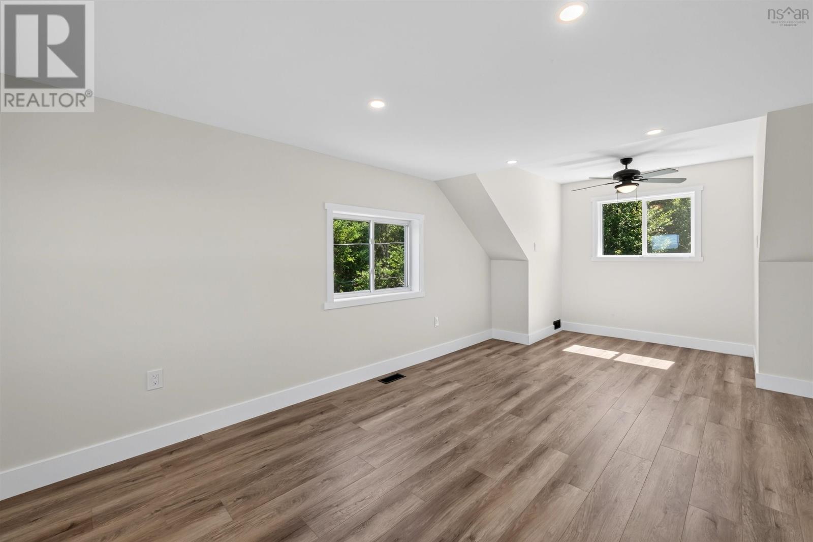 115 Harbourview Drive Property Photo 35