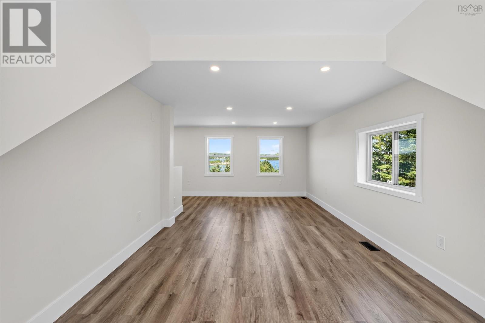 115 Harbourview Drive Property Photo 36