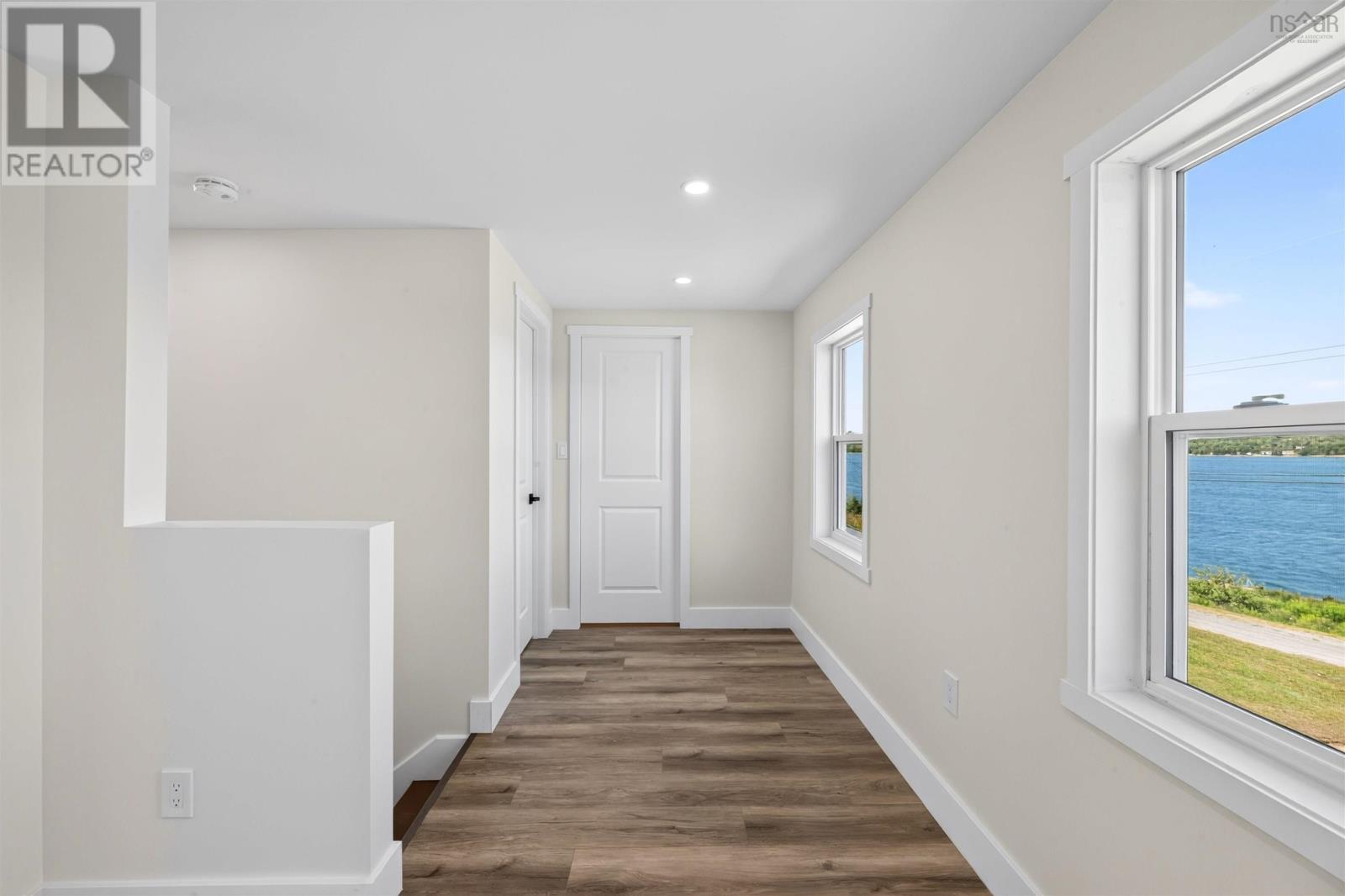 115 Harbourview Drive Property Photo 39
