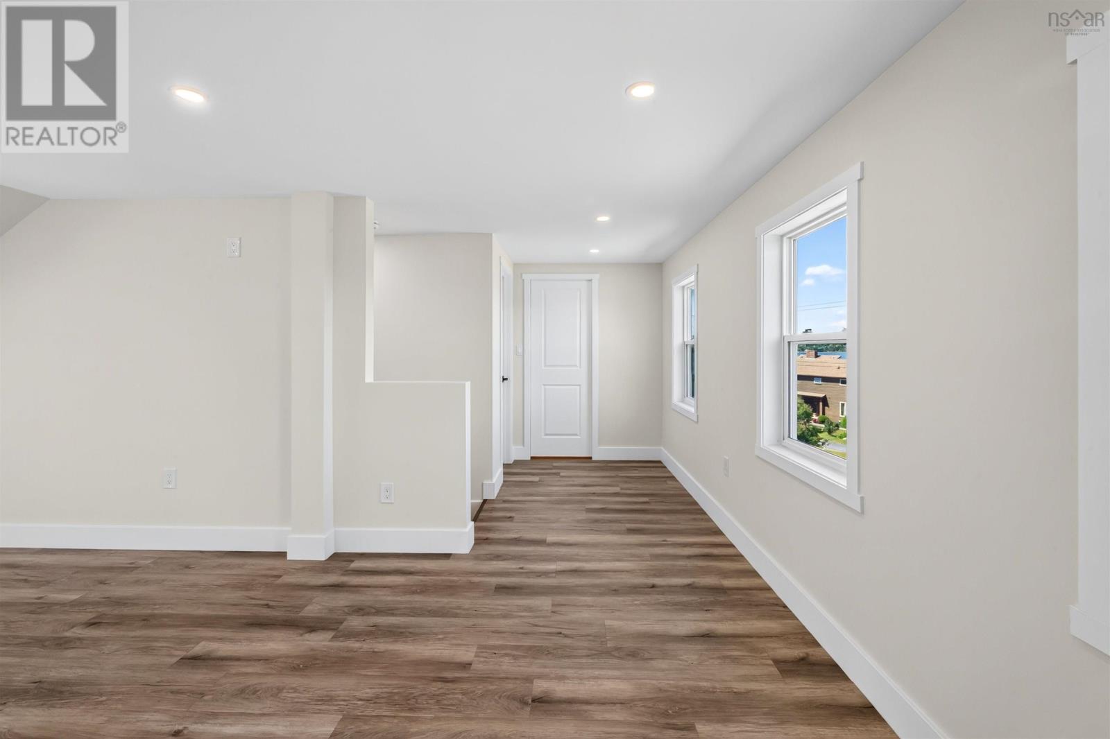 115 Harbourview Drive Property Photo 40