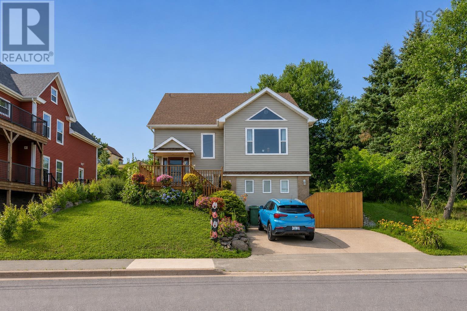 488 Purves Street Property Photo 1