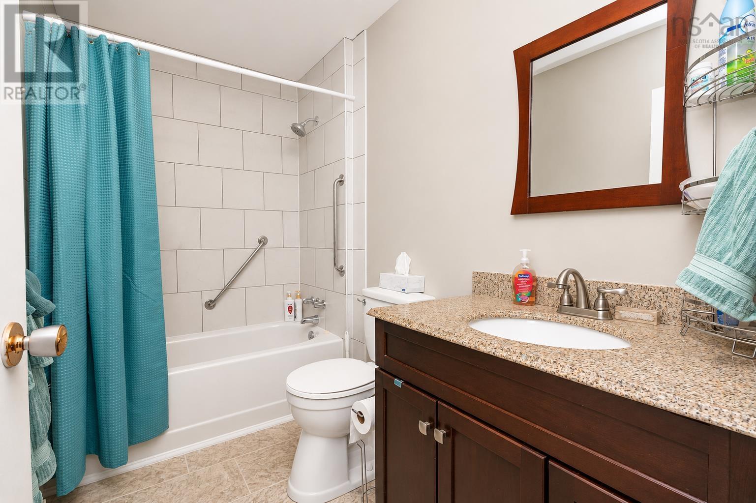 488 Purves Street Property Photo 31