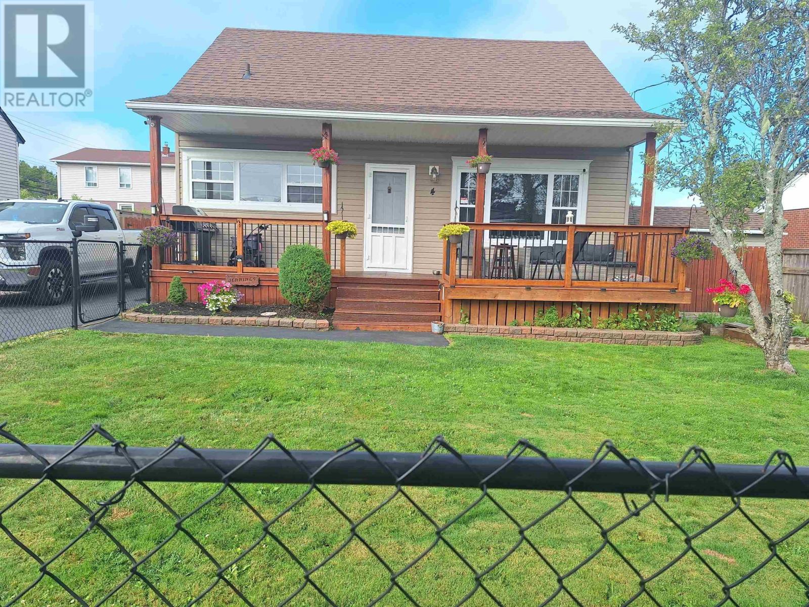 4 Elmdale Crescent