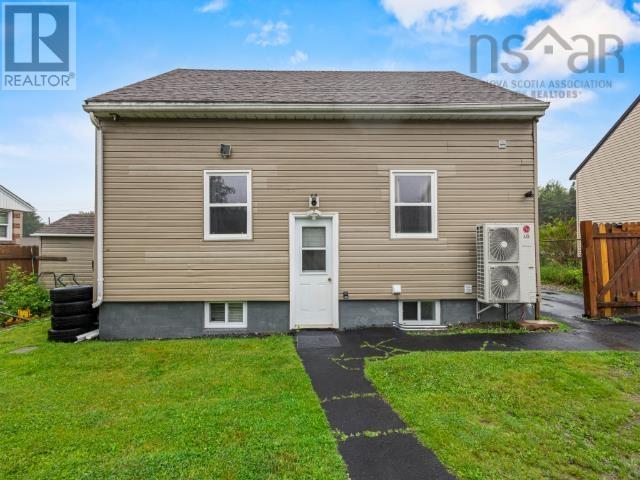4 Elmdale Crescent Property Photo 11