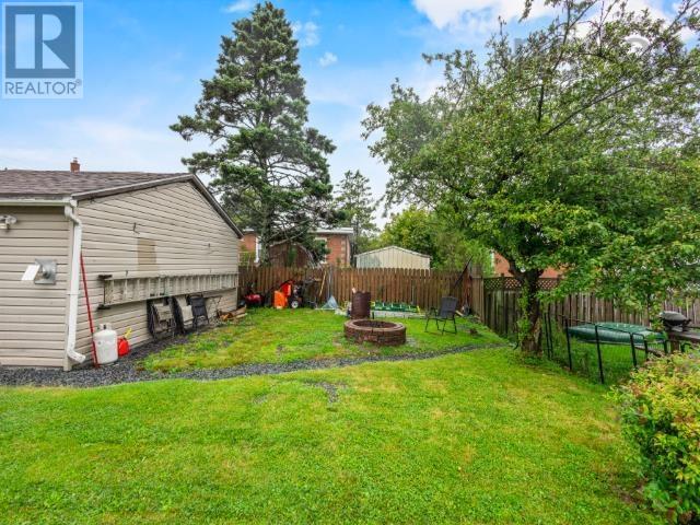 4 Elmdale Crescent Property Photo 12