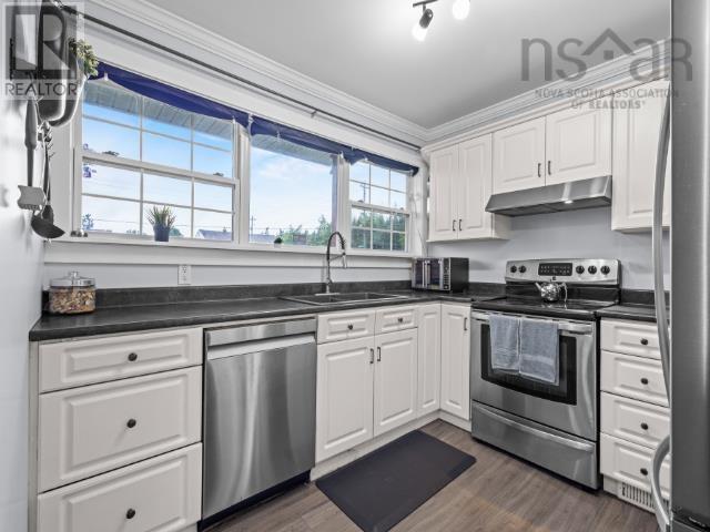 4 Elmdale Crescent Property Photo 14