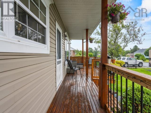 4 Elmdale Crescent Property Photo 15