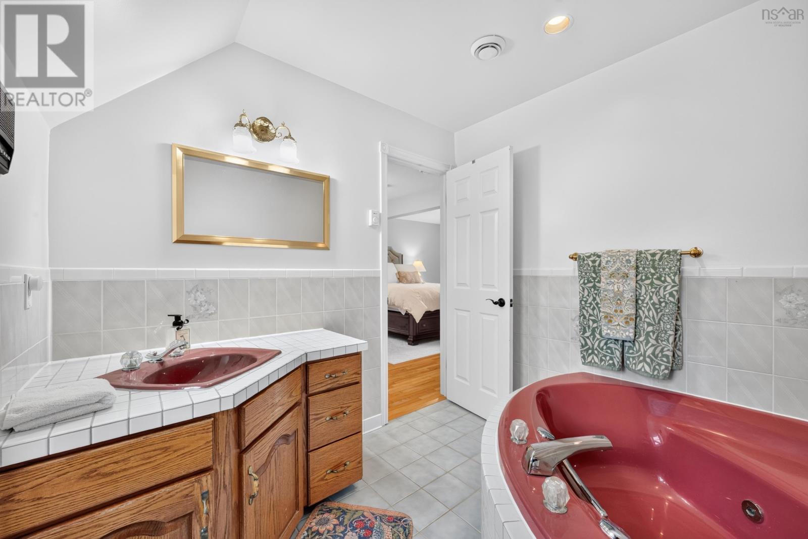 1864 Kings Road Property Photo 41