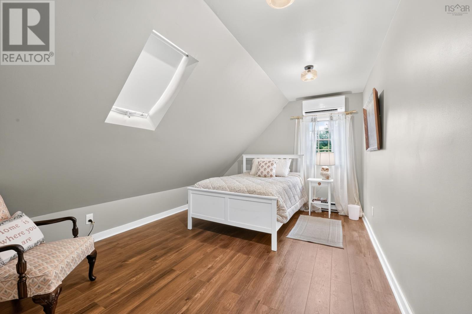 1864 Kings Road Property Photo 49