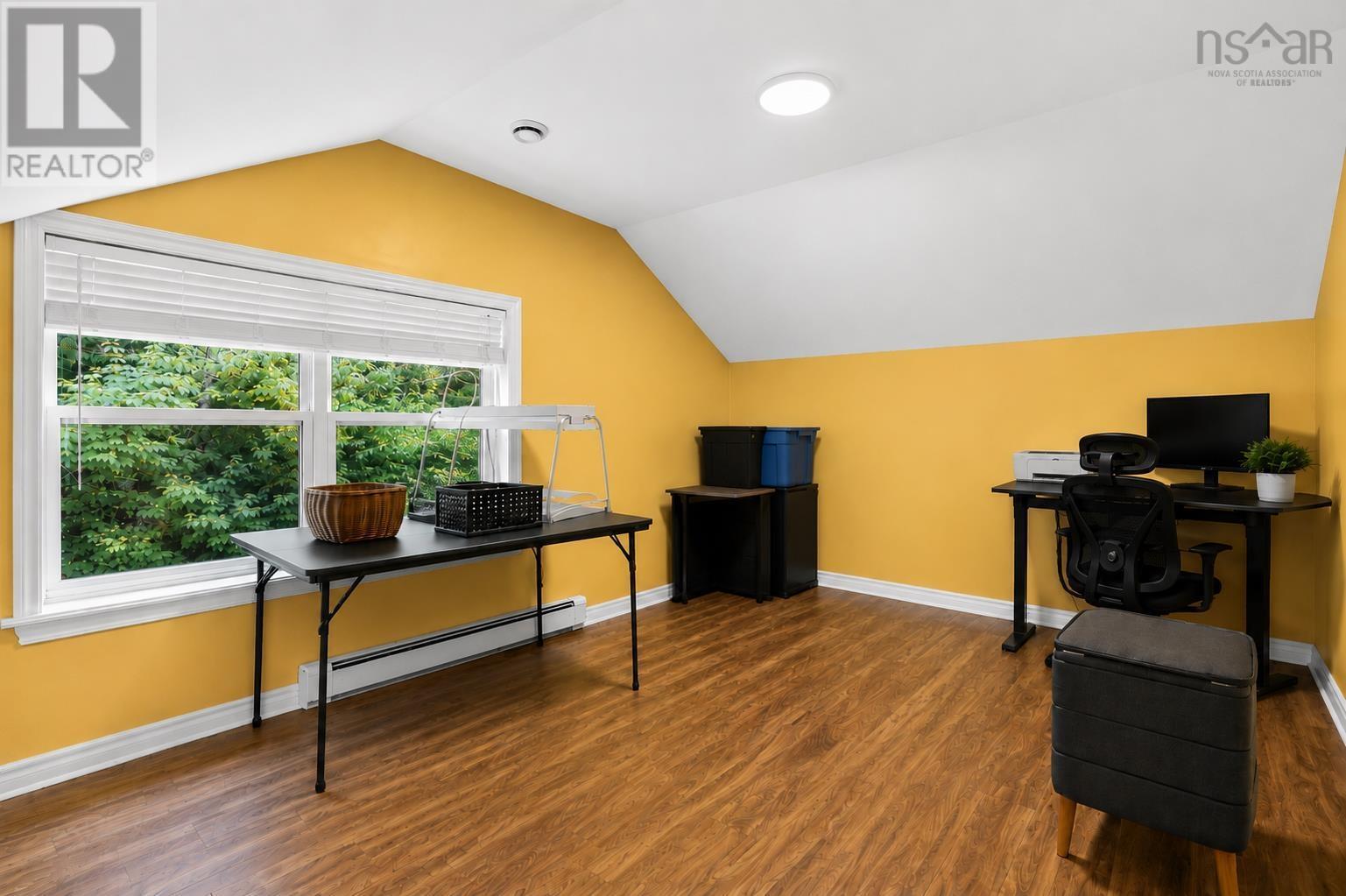 110 Gleneagles Drive Property Photo 25
