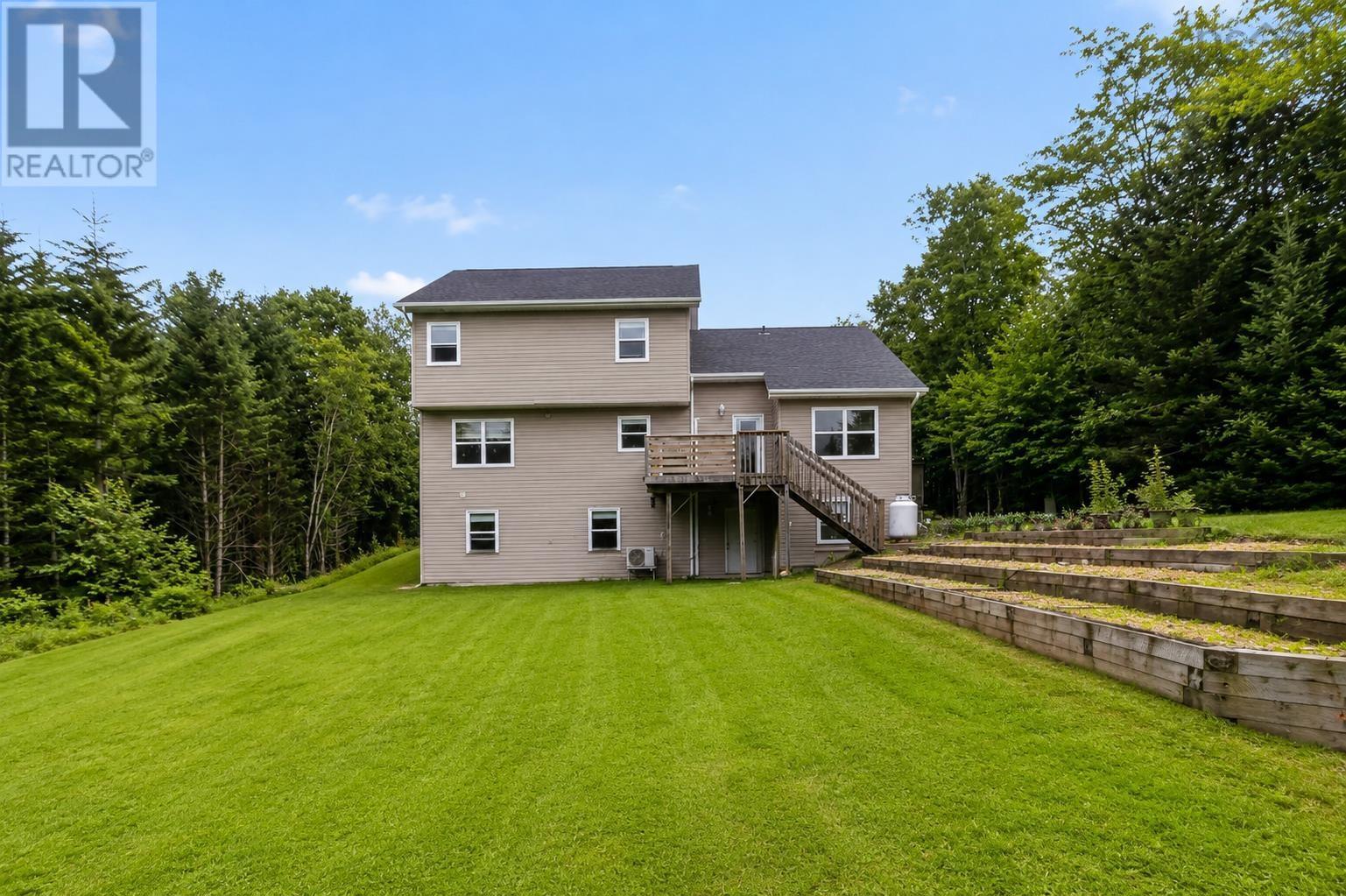 110 Gleneagles Drive Property Photo 33