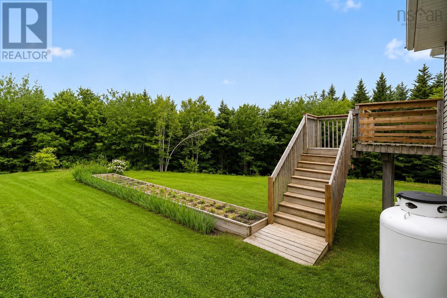 110 Gleneagles Drive Property Photo 34