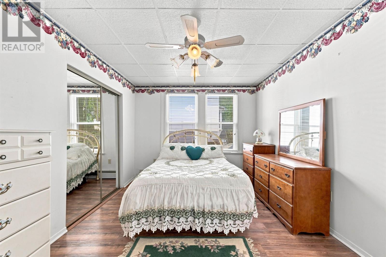6355/6357 Cork Street Property Photo 8