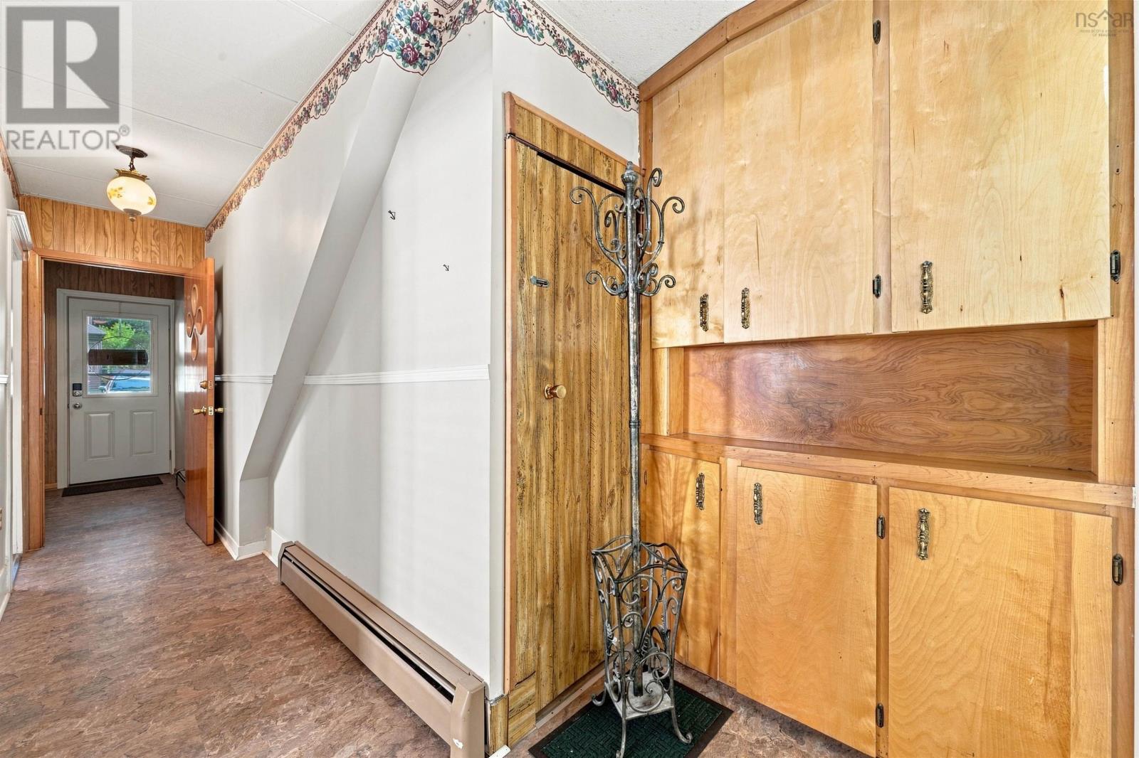 6355/6357 Cork Street Property Photo 10