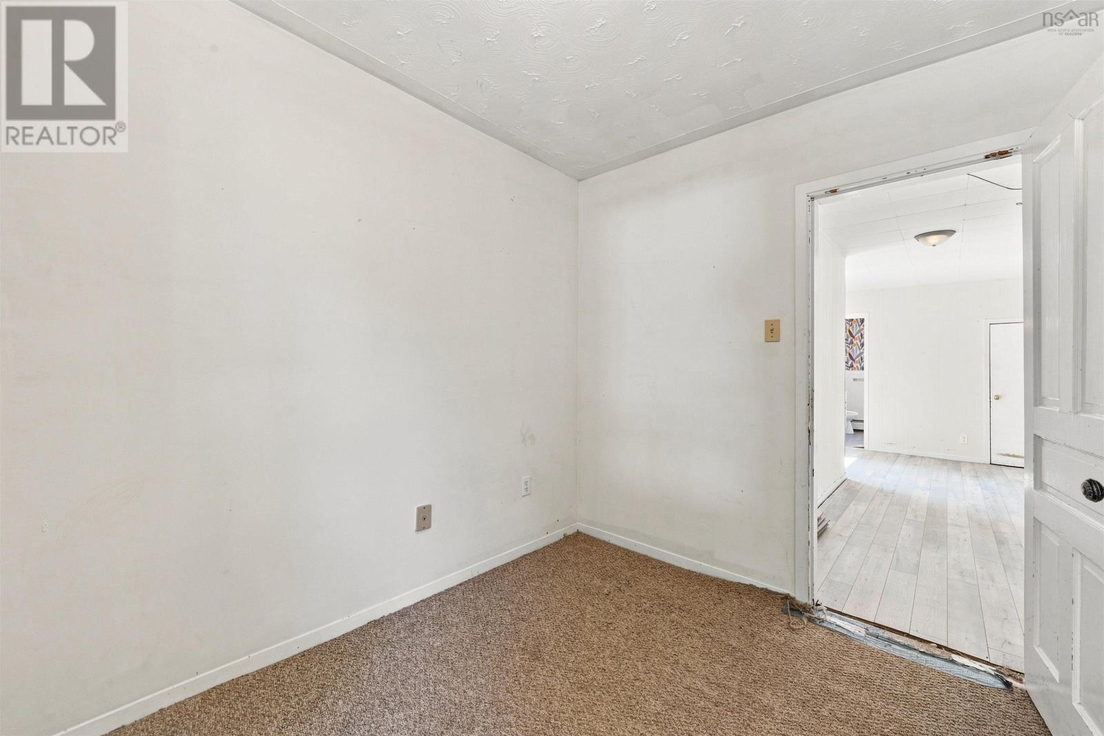 6355/6357 Cork Street Property Photo 32