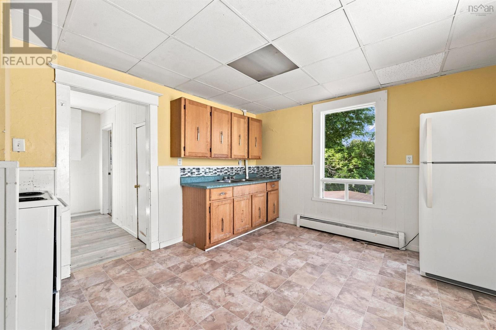 6355/6357 Cork Street Property Photo 37