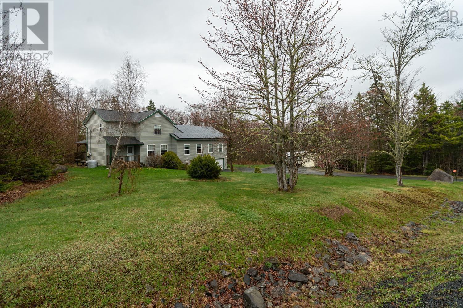 10 Sylvania Terrace Property Photo 2