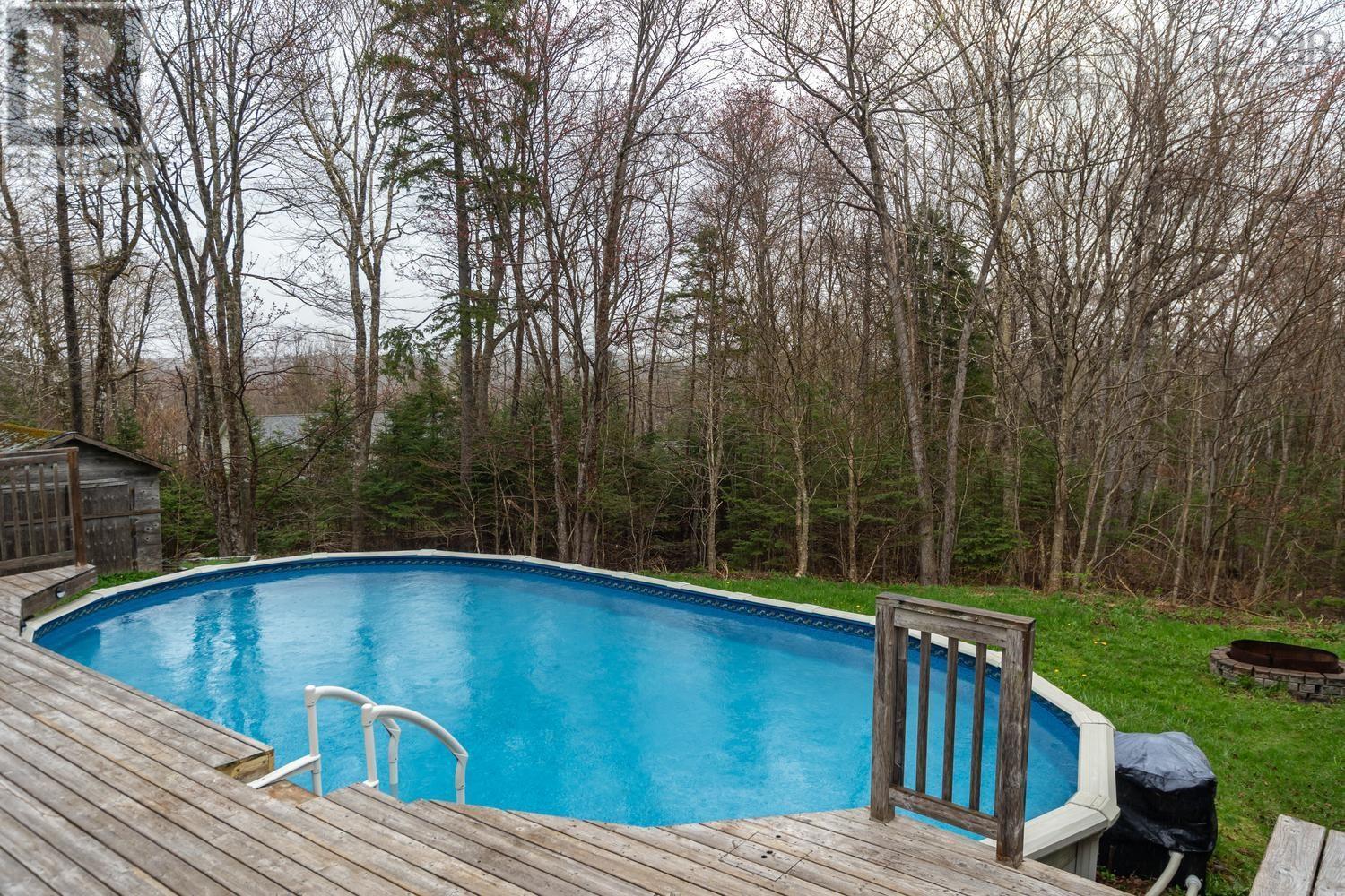10 Sylvania Terrace Property Photo 38
