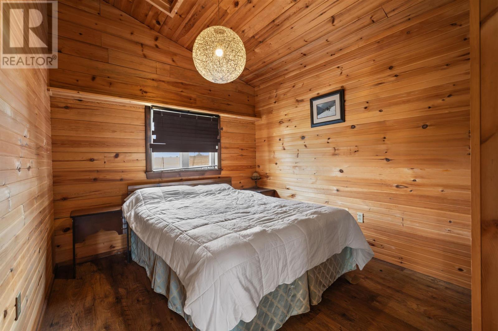 2958 East Point Property Photo 15