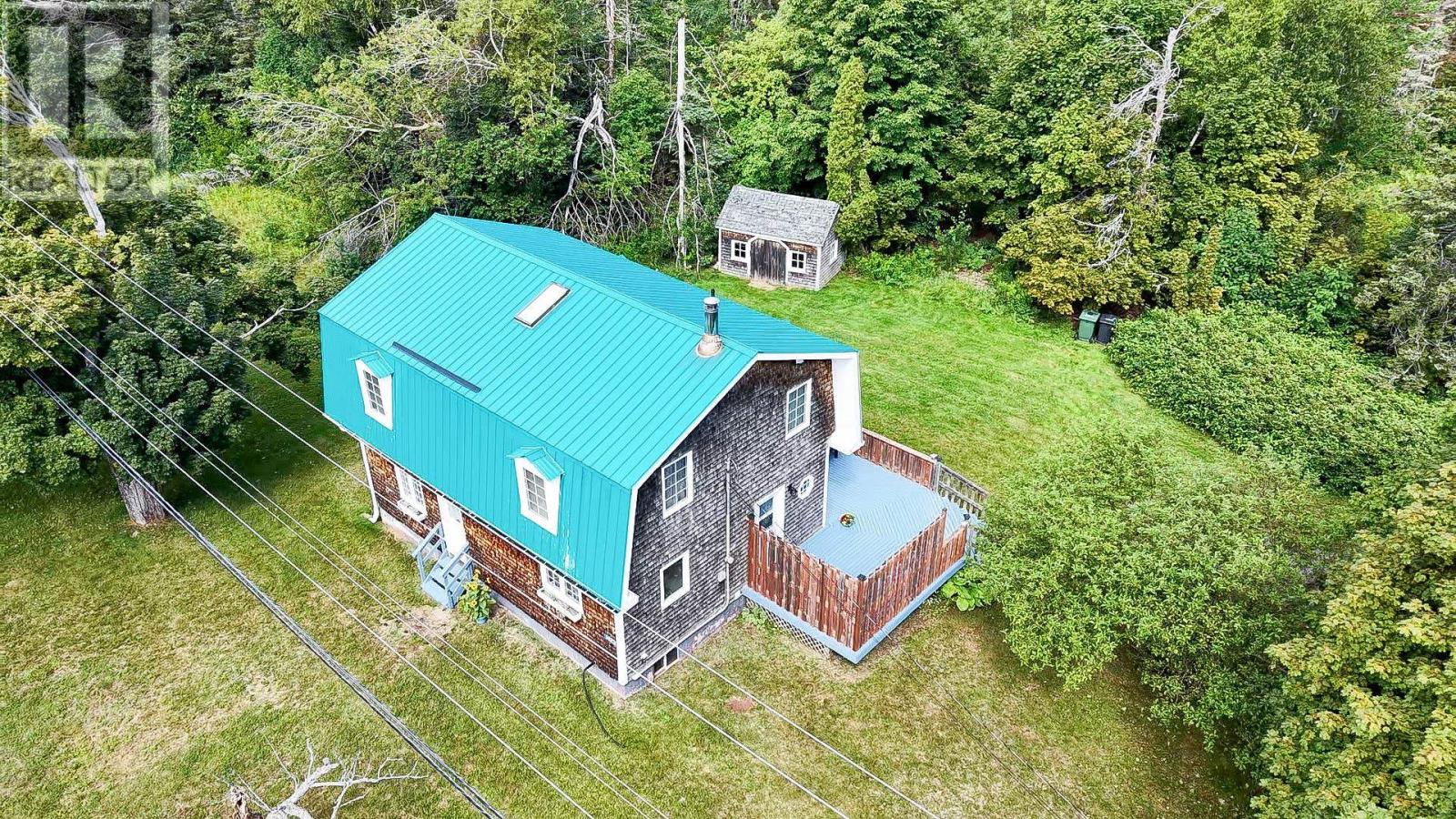 1423 Cape Bear Road Property Photo 1