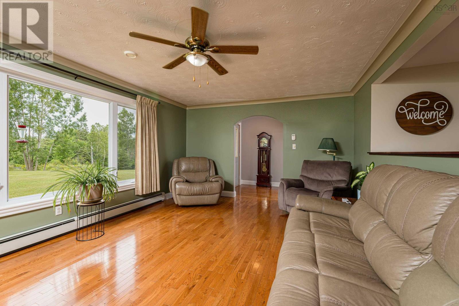 4646 Highway 14 Property Photo 4