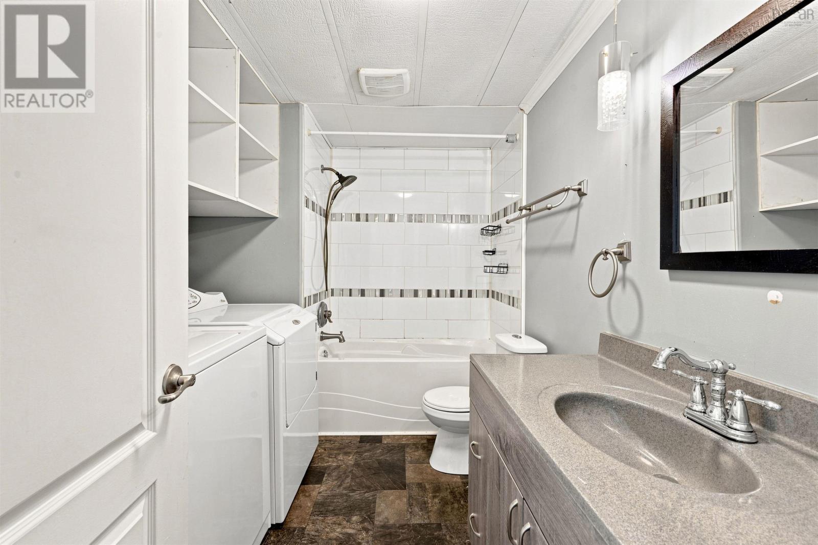 65 Juniper Crescent Property Photo 21