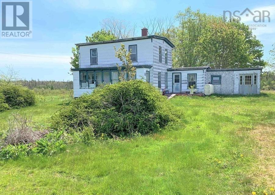 10538 209 Highway Property Photo 1