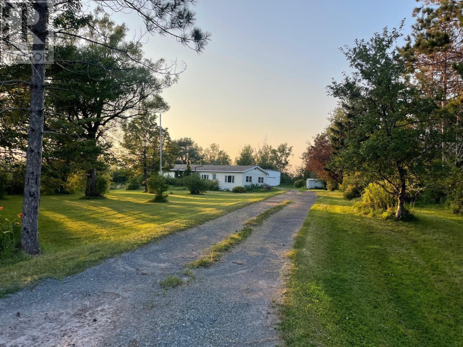 4467 Shore Road Property Photo 12
