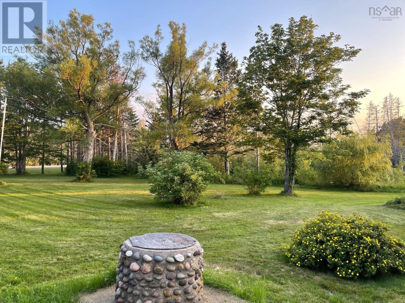 4467 Shore Road Property Photo 17
