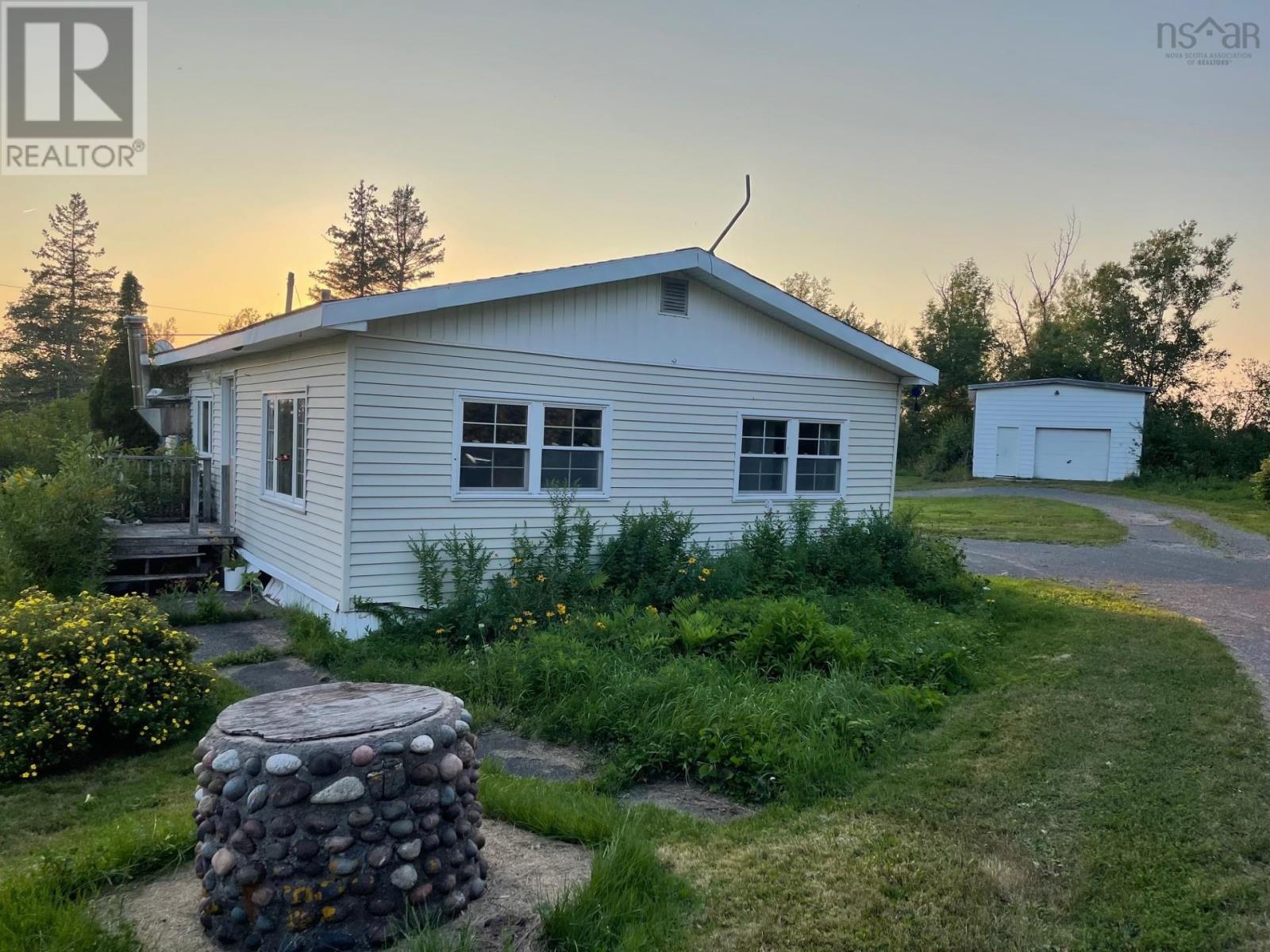 4467 Shore Road Property Photo 19