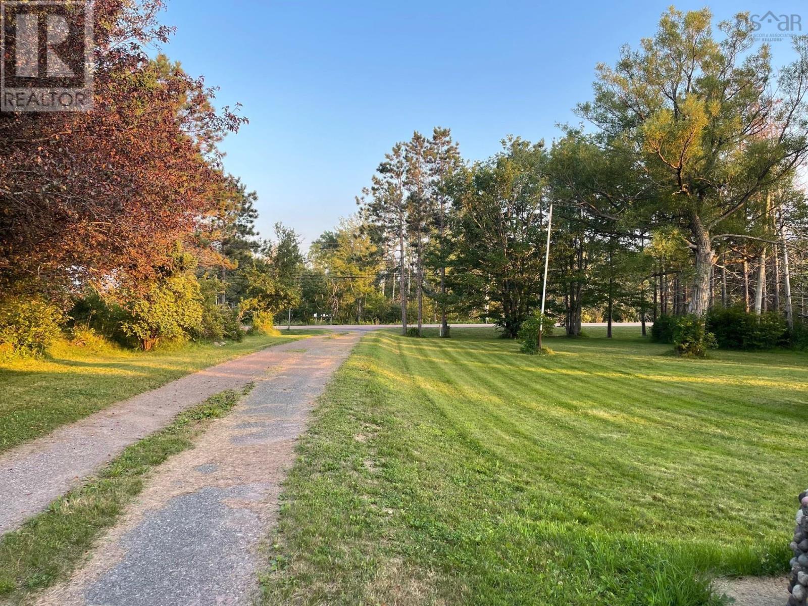 4467 Shore Road Property Photo 21