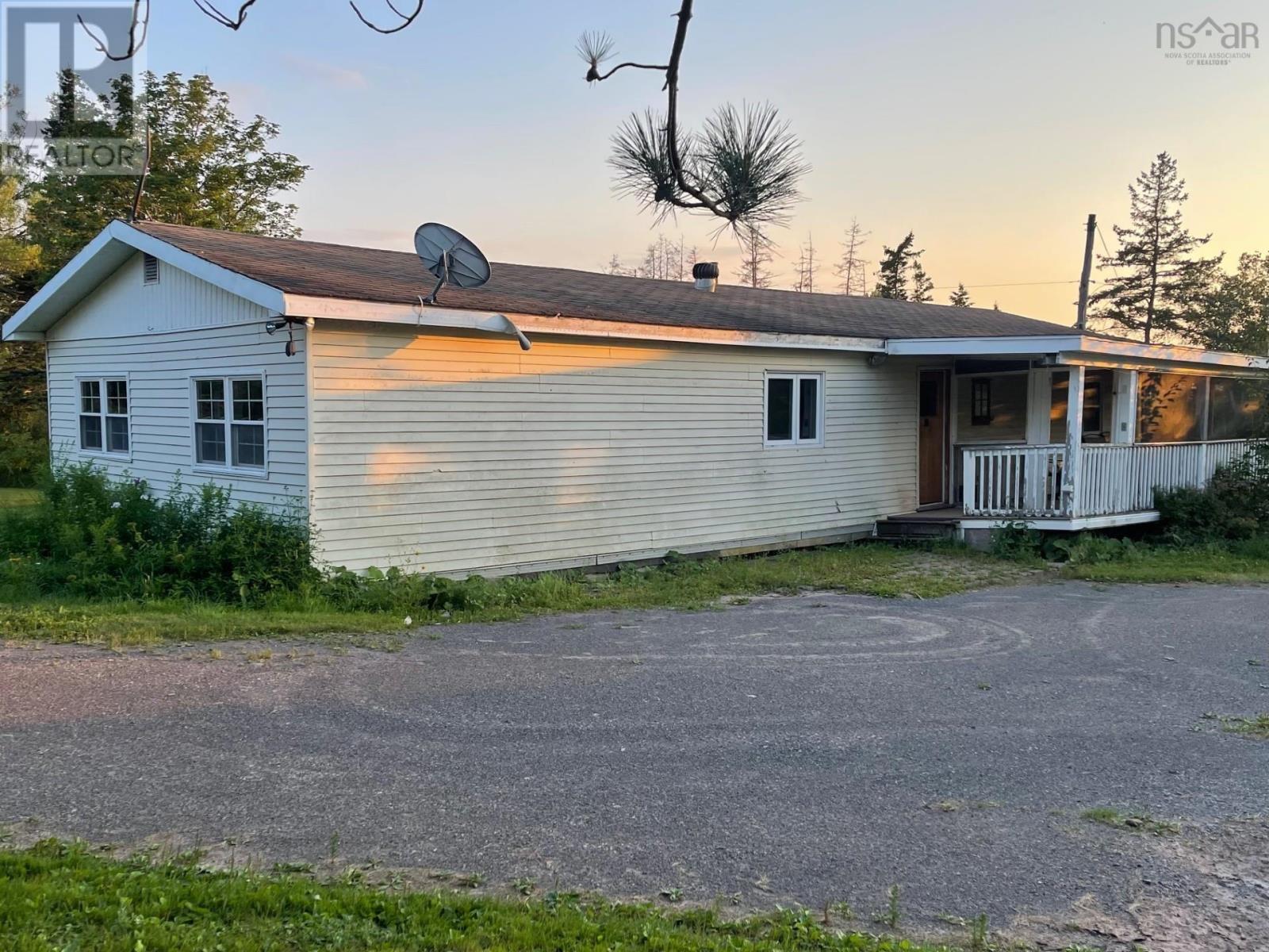 4467 Shore Road Property Photo 23