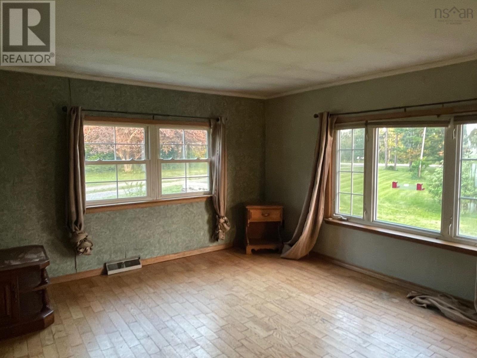 4467 Shore Road Property Photo 32